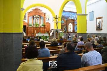 Lomo Magullo le da la bienvenida a su nuevo párroco/Francisco Javier Santana.